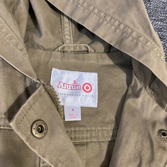 Jacket - Picture 3 of 3